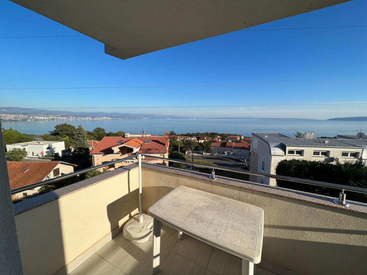 Panoramic Apartment Sea View And Pool Opatija Ičići Exteriör bild